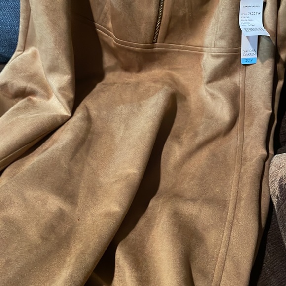 Brand New Suede Look woman tan dress size 20w Beautifully soft feel ✨✨✨ - Picture 6 of 6